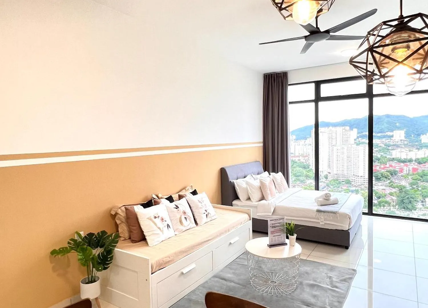 Apartment Georgetown Beacon Skypool 9 Pax Family & Baby-Friendly Luxury Suite Penang Malaysia
